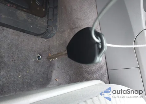 2007 Toyota Camry Le z USA, uszkodzony, nr VIN JTNBE46K273059596